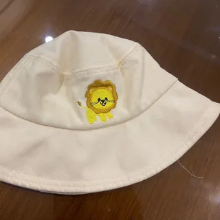 کلاه مارک c&a