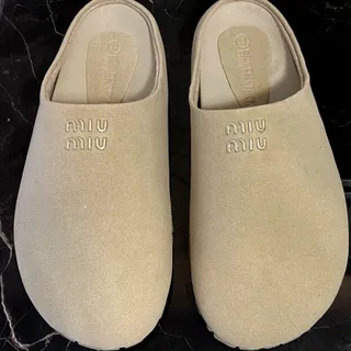 اسلیپر میو‌میو