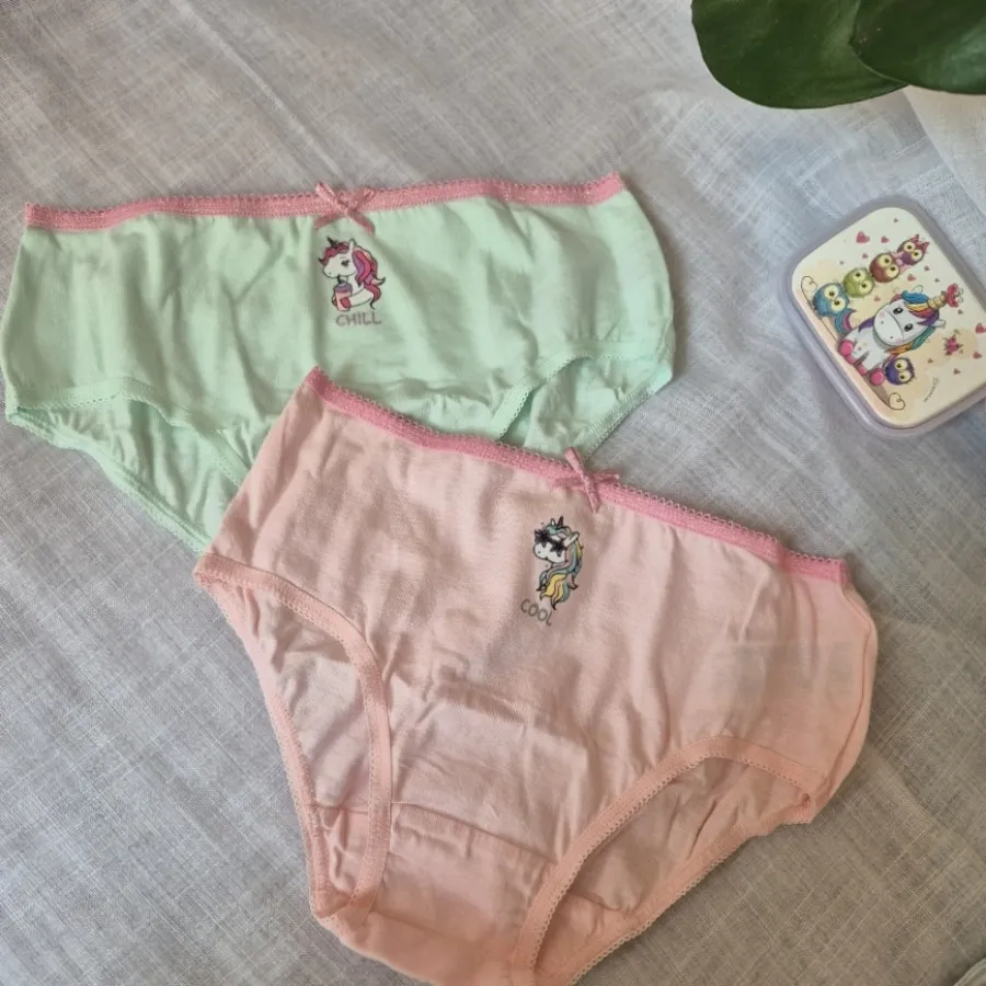 شورت دخترانه