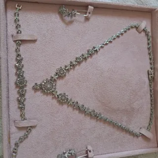 سرویس تیتانیوم