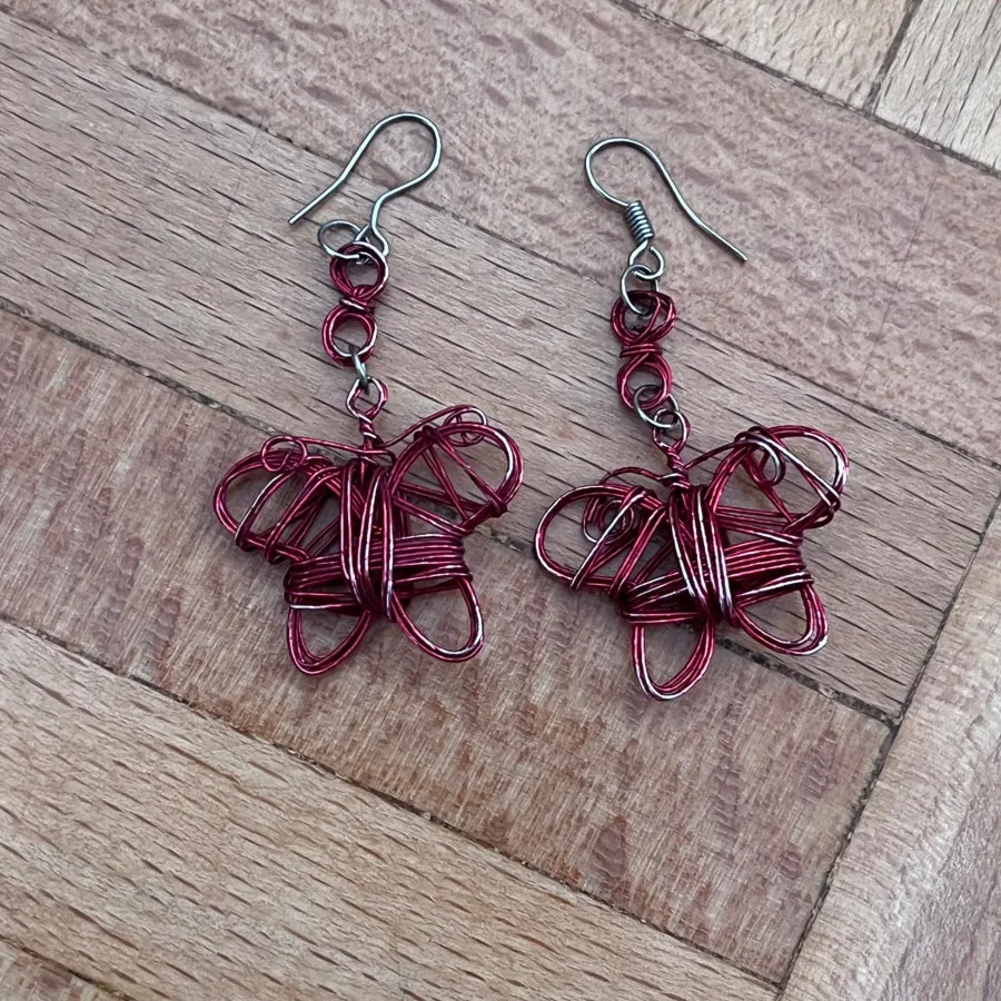 گوشواره پروانه