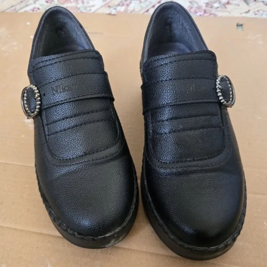 کفش زنانه سایز 37 طبی