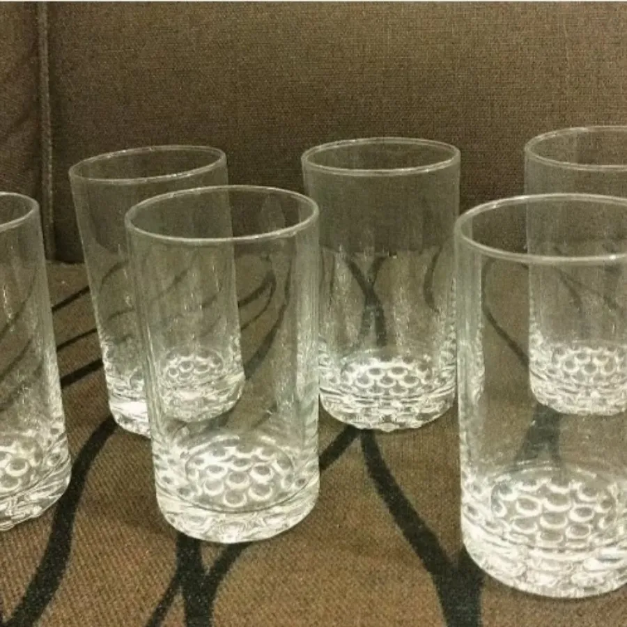 یک دست لیوان