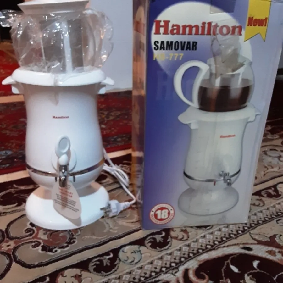 سماور برقی به همراه قوری