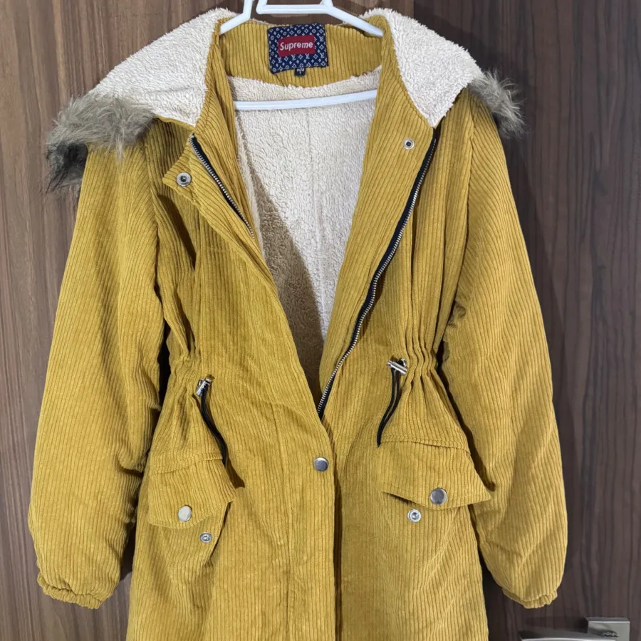 کاپشن گرم خردلی