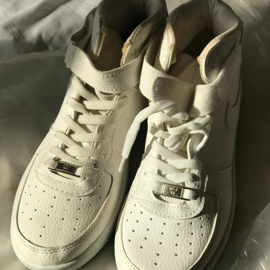 کتونی نایک ایرفورس ساقدار