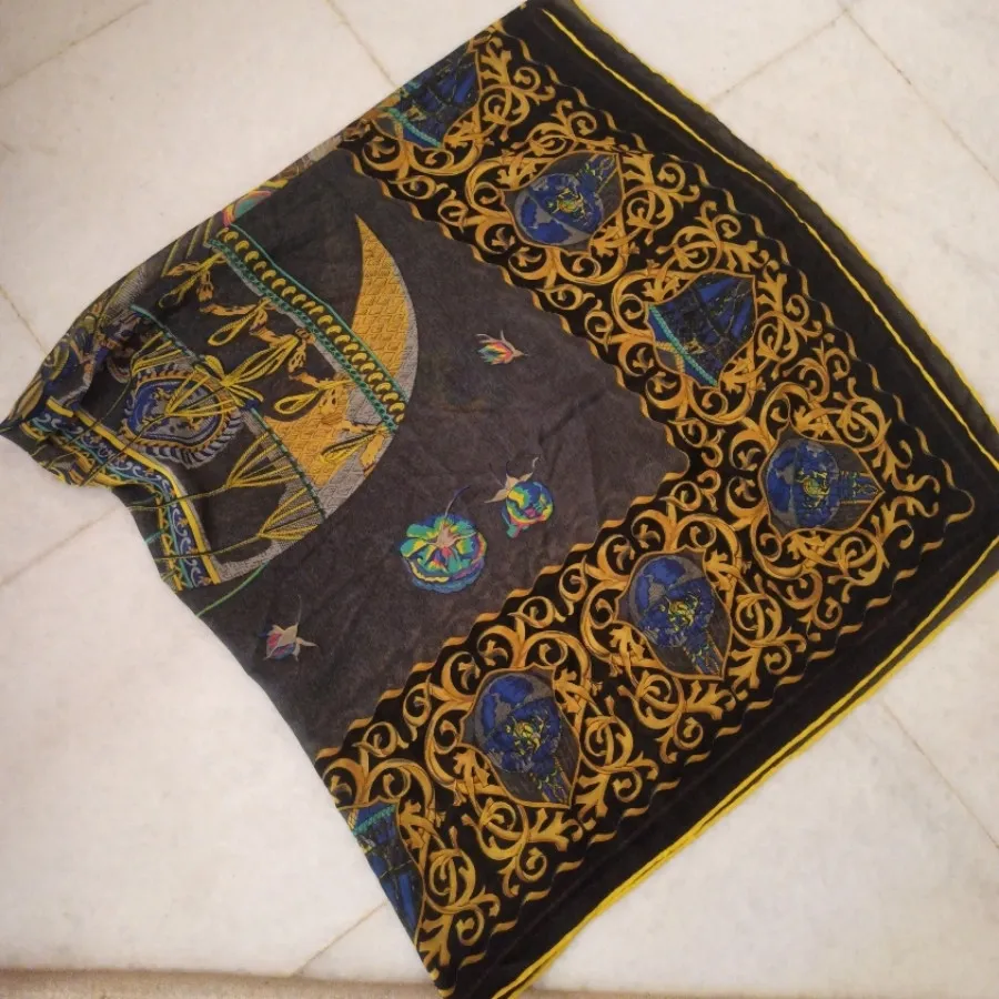 روسری سایز بزرگ