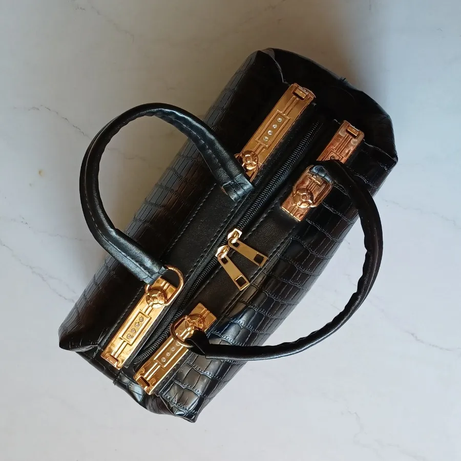 کیف صندقی بزرگ