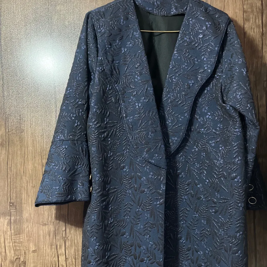 مانتو ژاکارد