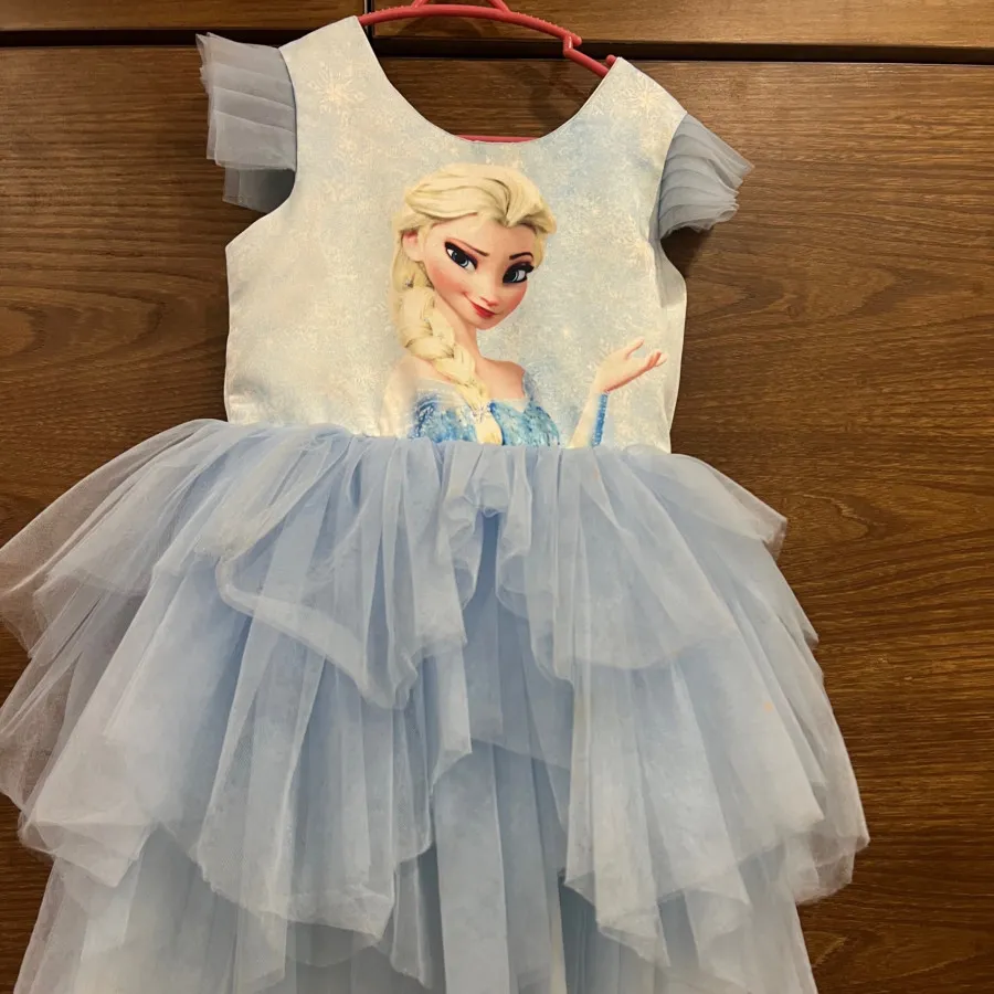 لباس مجلسی السا و آنا