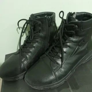 نیم بوت چر م زنانه