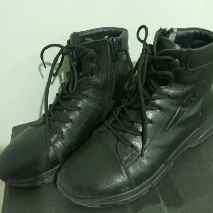 نیم بوت چر م زنانه