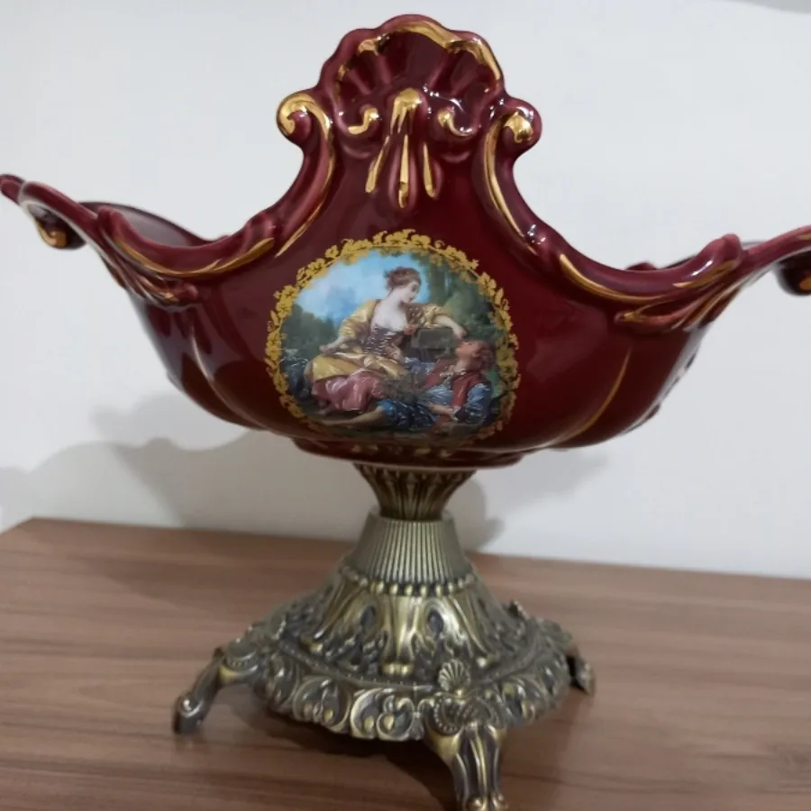 شکلات خوری یا میوه خوری