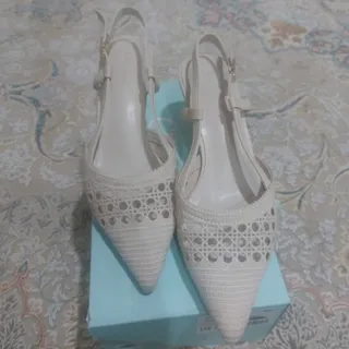 کفش پاشنه دار