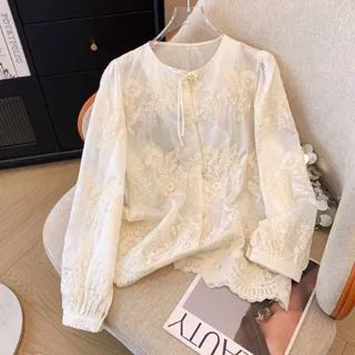 شومیز گلدوزی شده