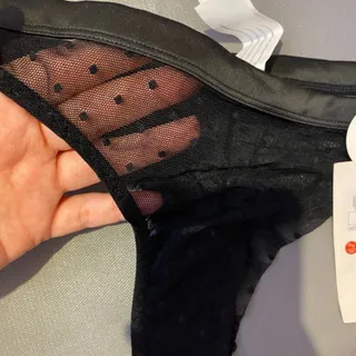 شورت توری خالخالی