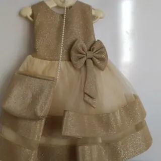 پیراهن دخترانه