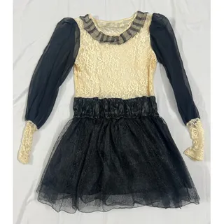 لباس عروسکی