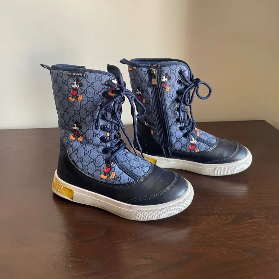 پوتین بچگانه میکی موس