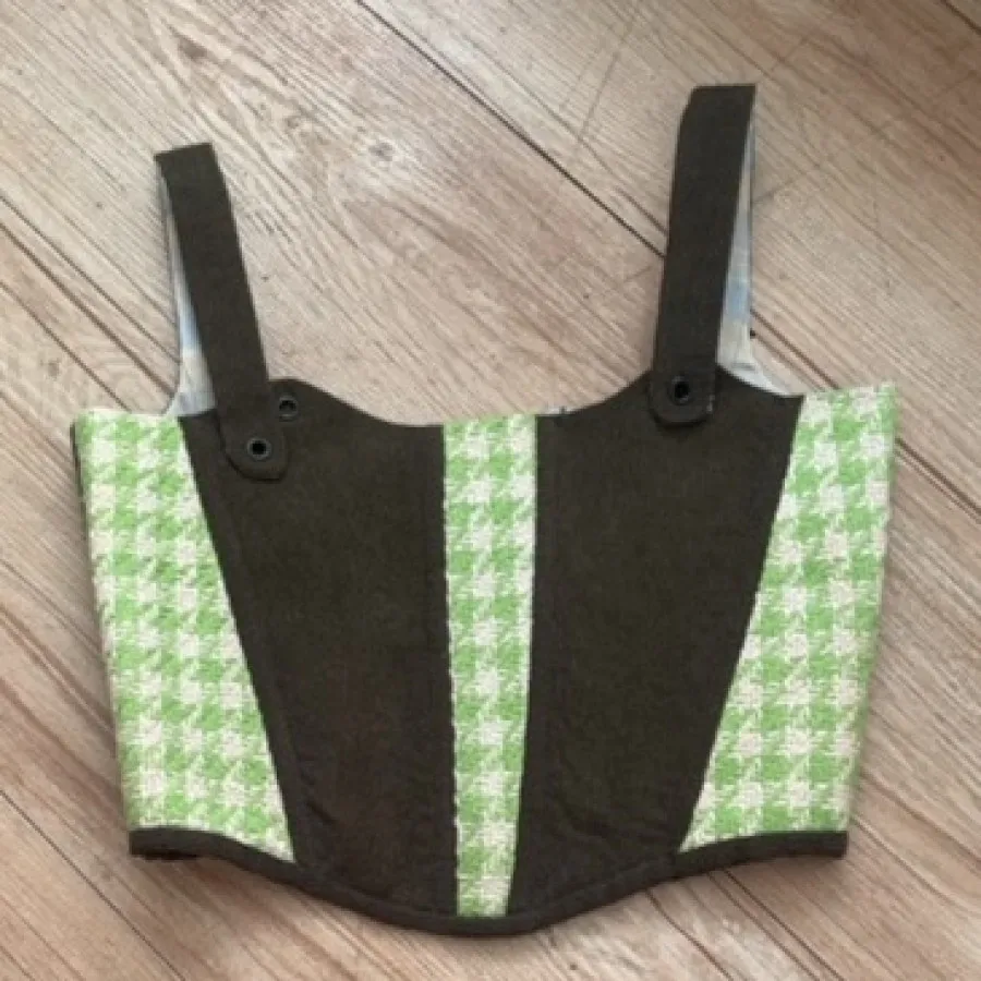 کرست فنر دوزی شده