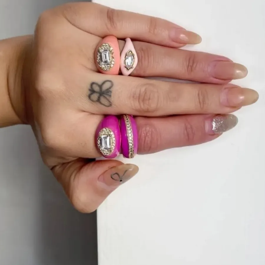 انگشترهای رنگی نگین دار