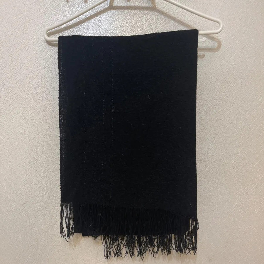 شال ضخیم مشکی