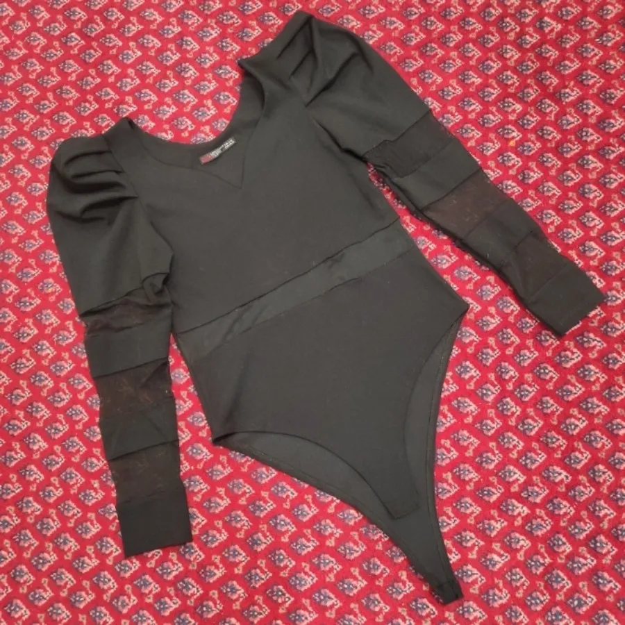 بادی آستین پفی