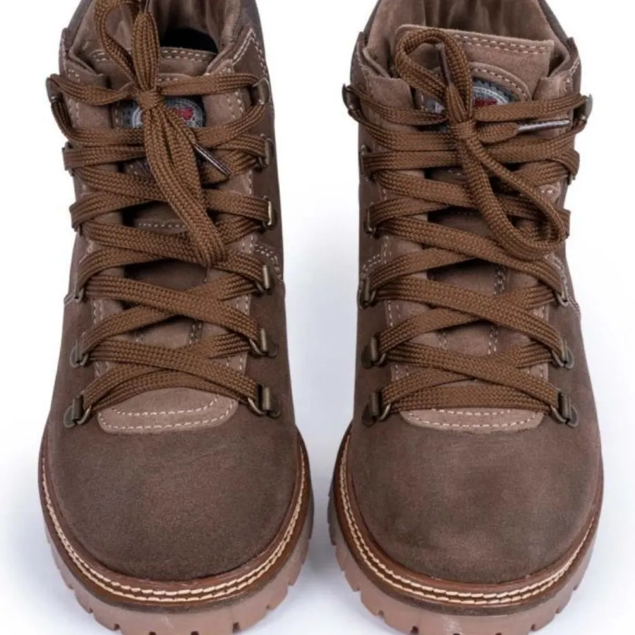 نیم بوت خارجی