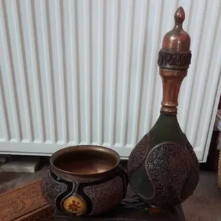 تنگ و کاسه قدیمی