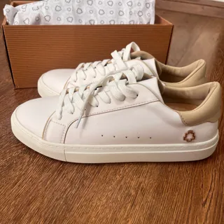 اسنیکر سفید برند سالیان