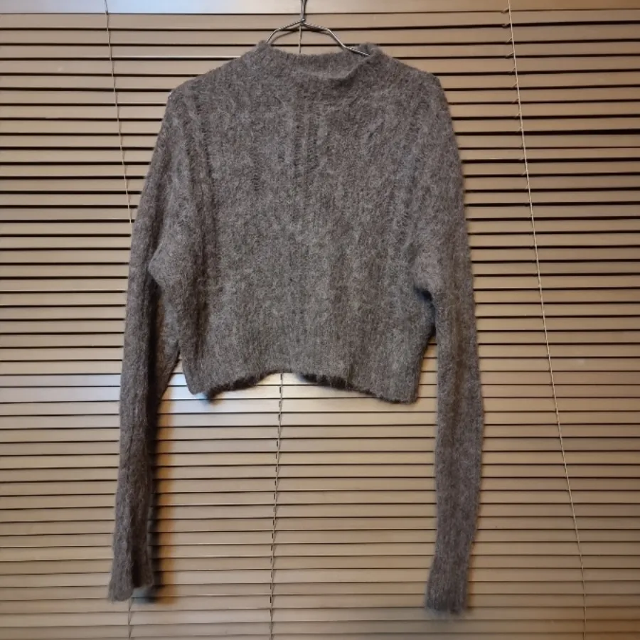 بلوز پشم قهوه ای