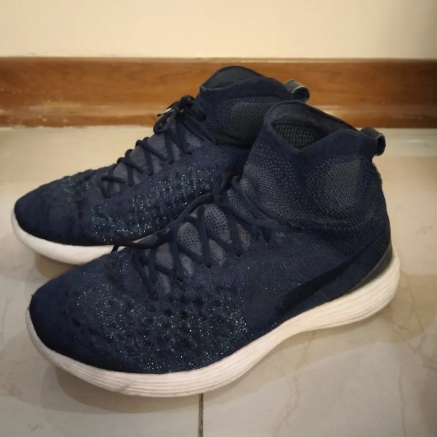 کفش کتونی Nike اصل