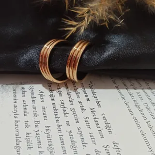 گوشواره جذاب و زیبا