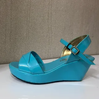 کفش مجلسی فیروزه‌ای