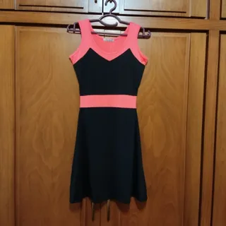 پیراهن ورزشی