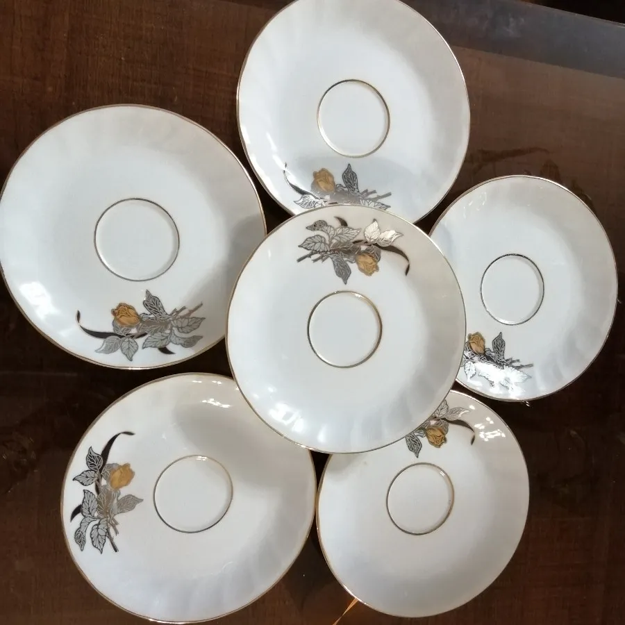 نعلبکی برند چین