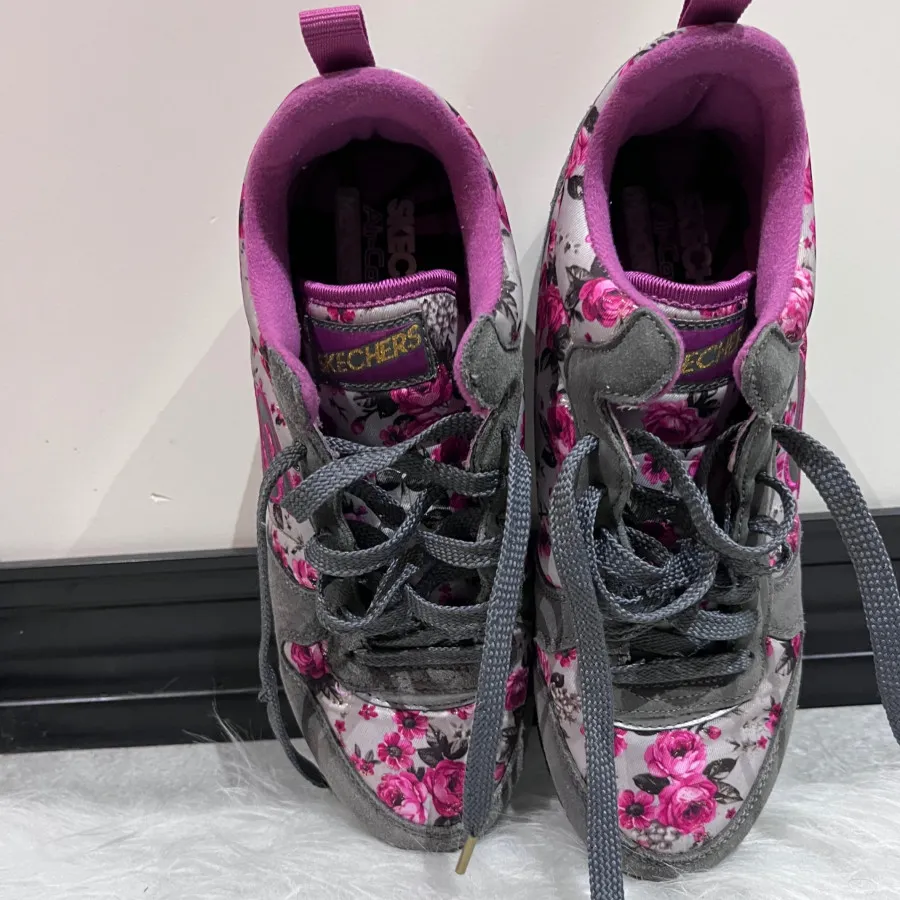 کتونی اورجینال اسکیچرز