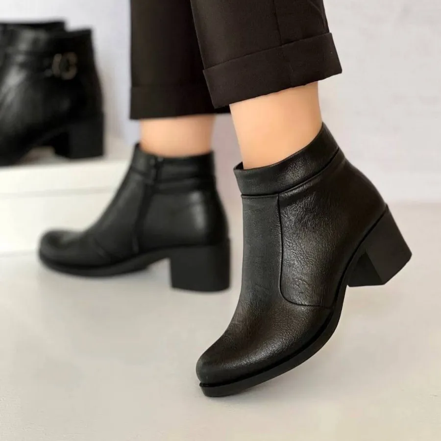 نیم بوت کارمن