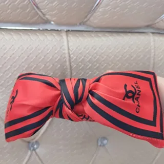 تل قرمز مشکی