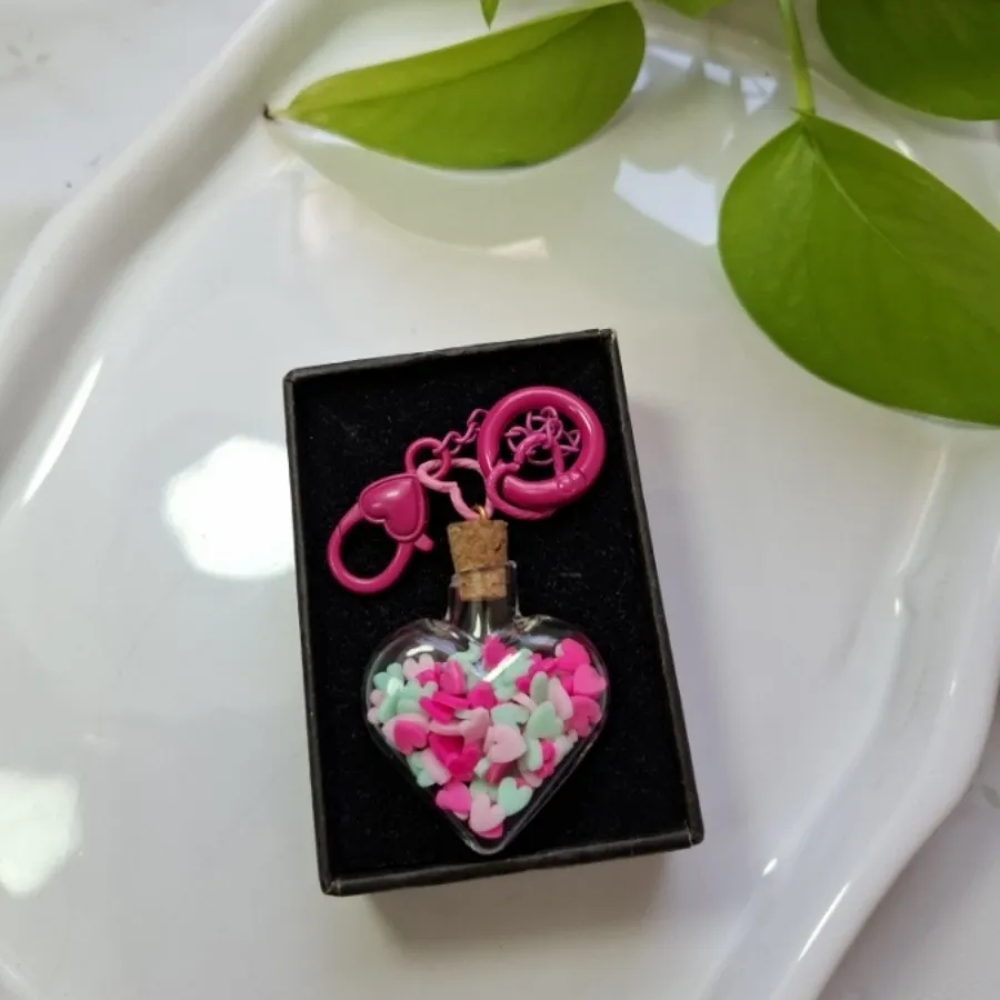 جاسویچی و آویز قلب