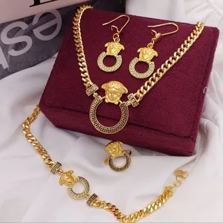 سرویس ورساچه