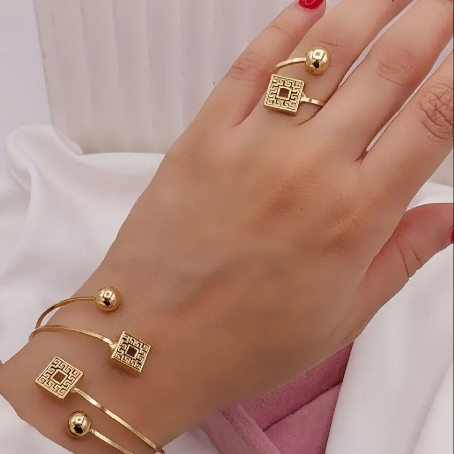 ست دستبند و انگشتر