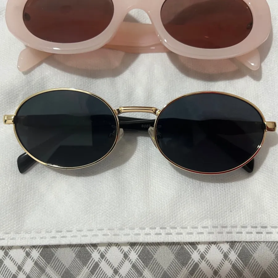 عینک افتابی دودی پرادا