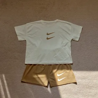 کراپ و شلوارک