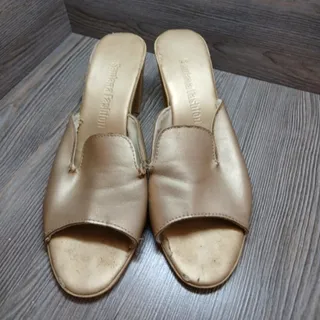 دمپایی زنانه