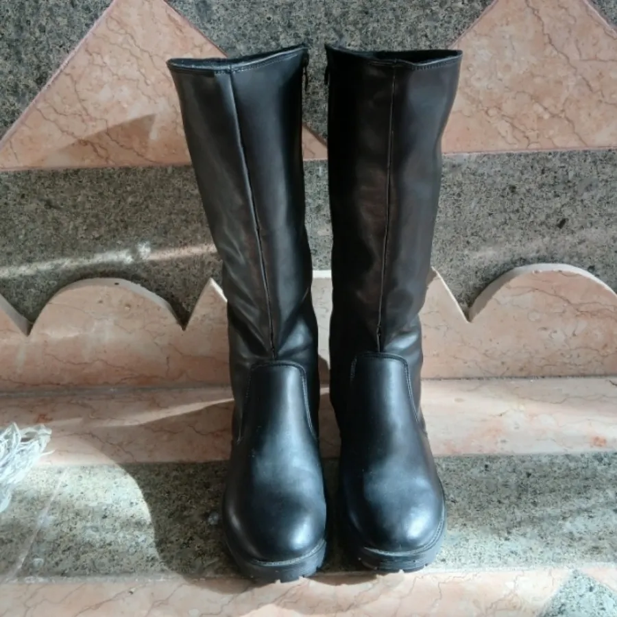 بوت ساق بلند