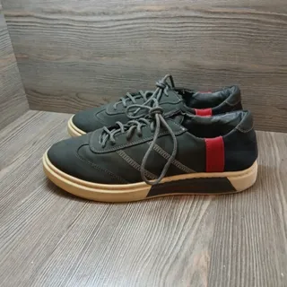 کتونی پسرانه