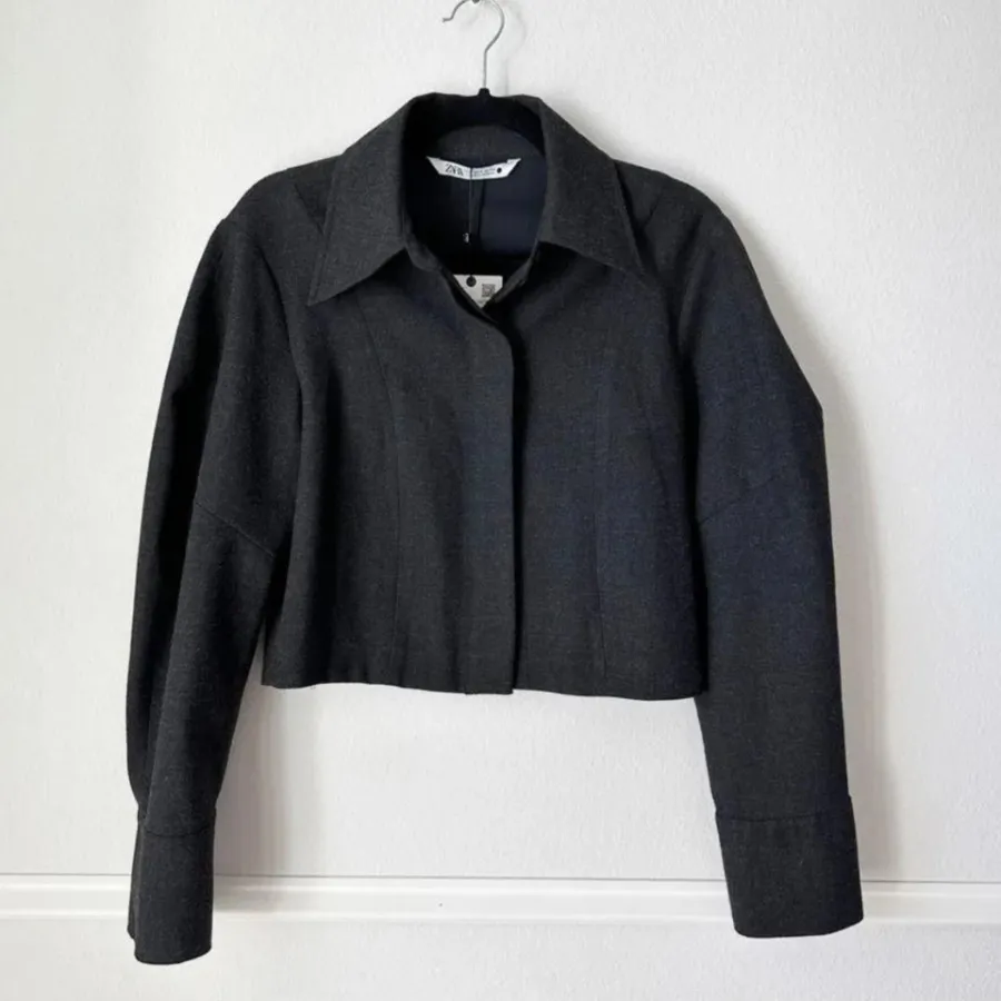 کت کوتاه برند زارا