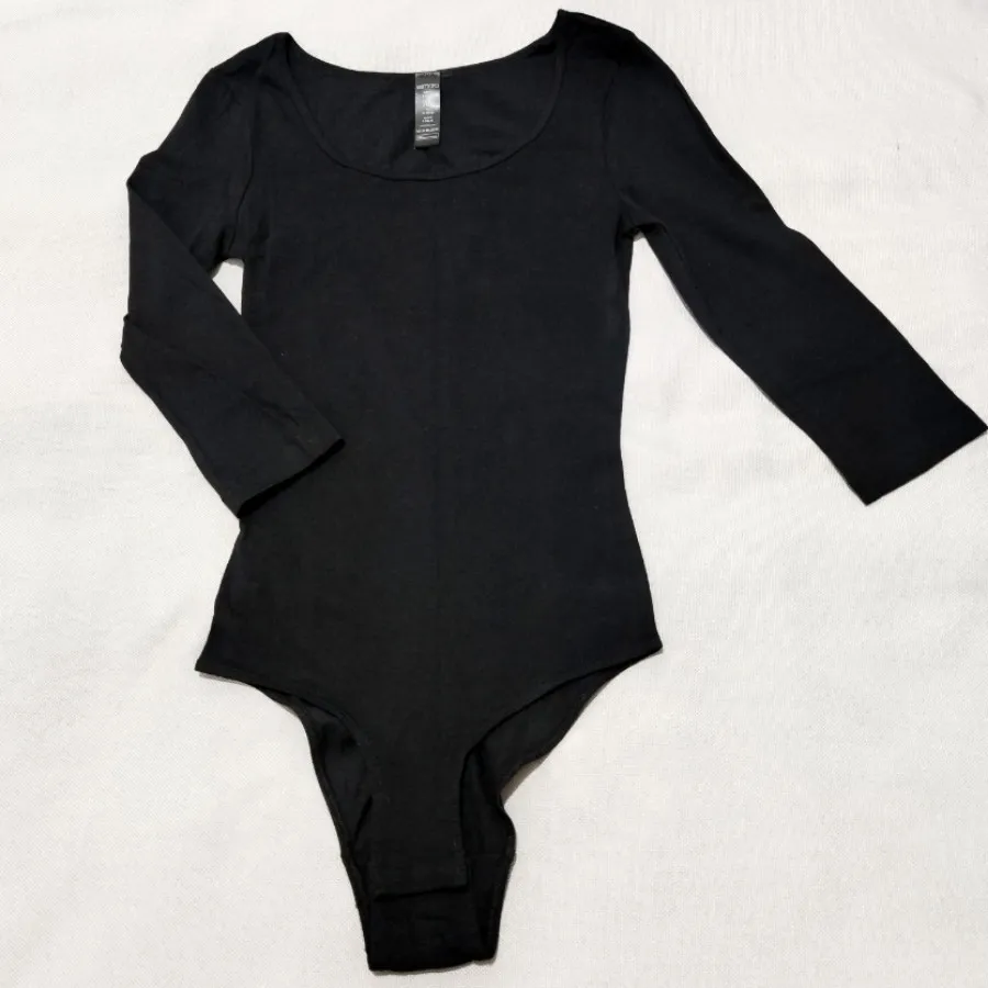 بادی مشکی وارداتی