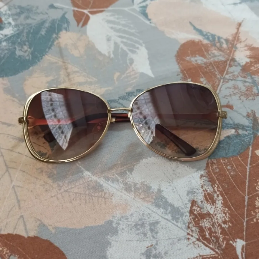 عینک آفتابی